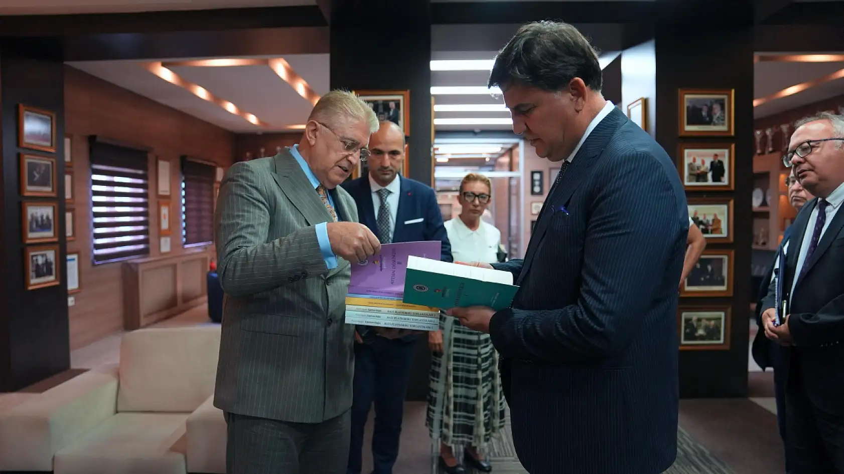 Fethiye Belediye Başkanı Alim Karaca'dan İstanbul Aydın Üniversitesi'ne Ziyaret