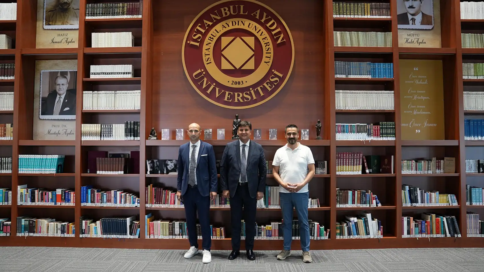 Fethiye Belediye Başkanı Alim Karaca'dan İstanbul Aydın Üniversitesi'ne Ziyaret
