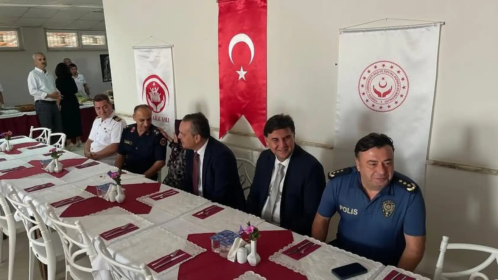 Fethiye'de Protokol Heyetinden 1 Ekim Dünya Yaşlılar Günü Ziyareti