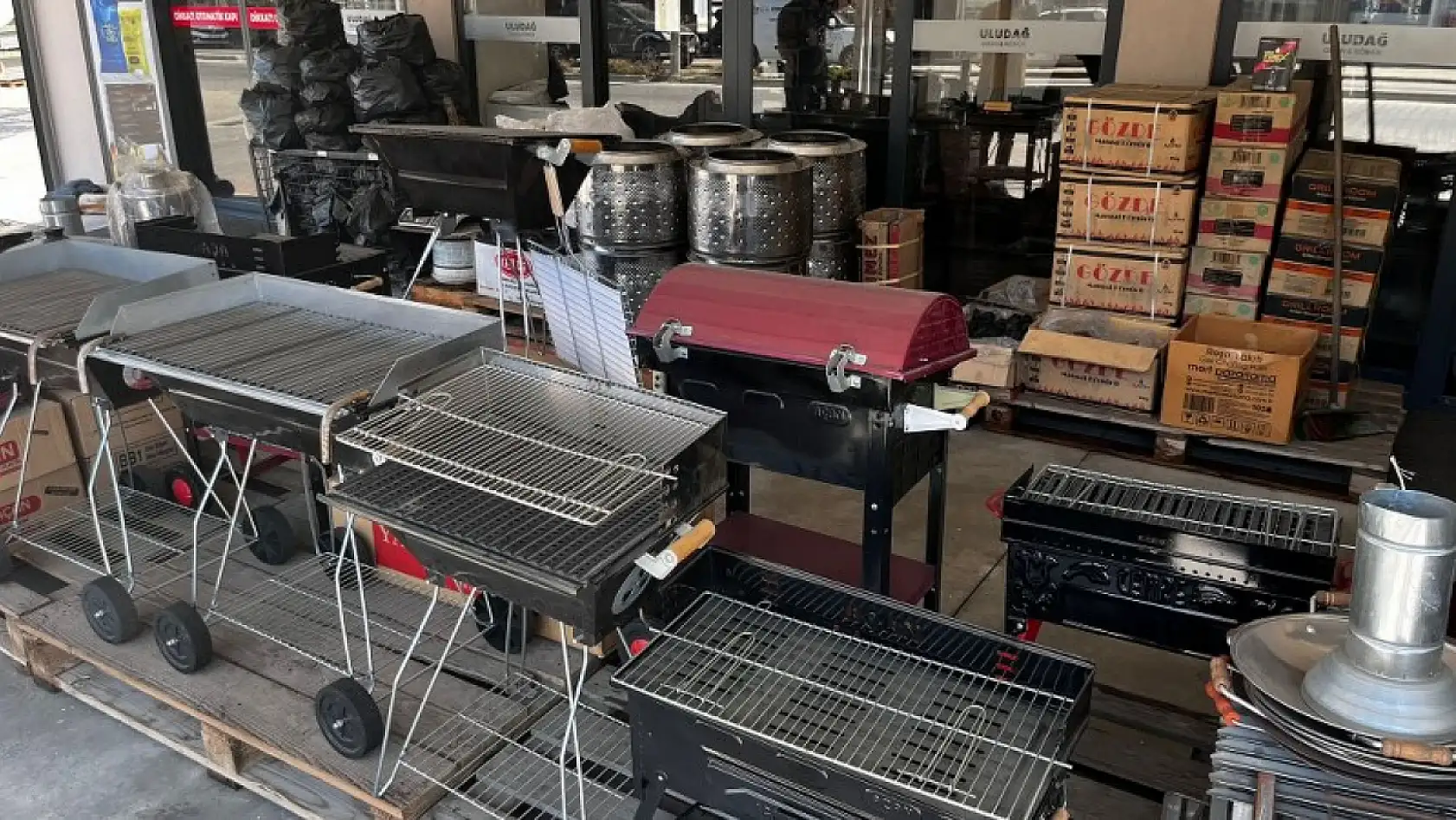 Fethiye'de havalar ısındı mangal sezonu açıldı