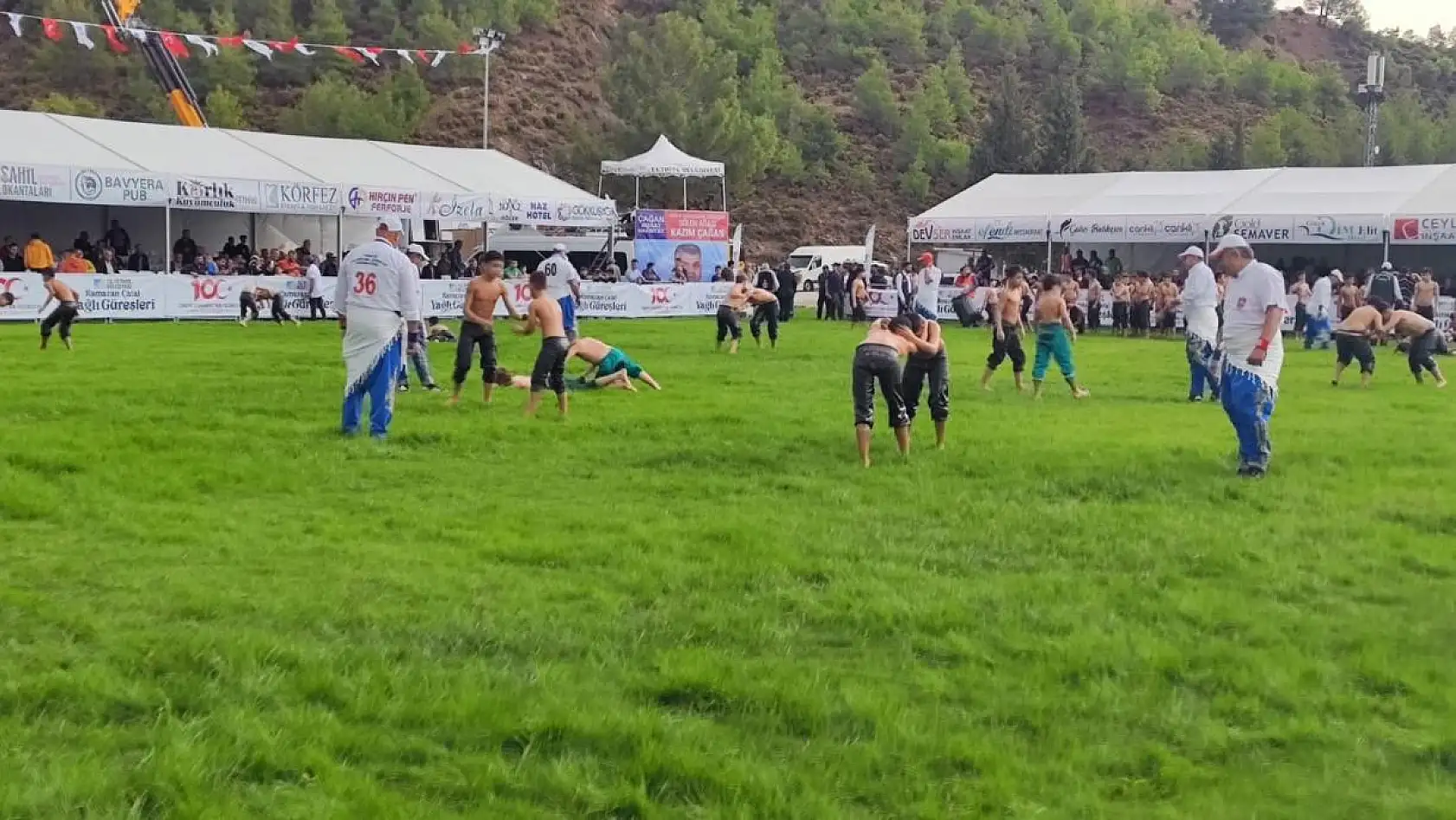 Er Meydanında Güreşler Başladı