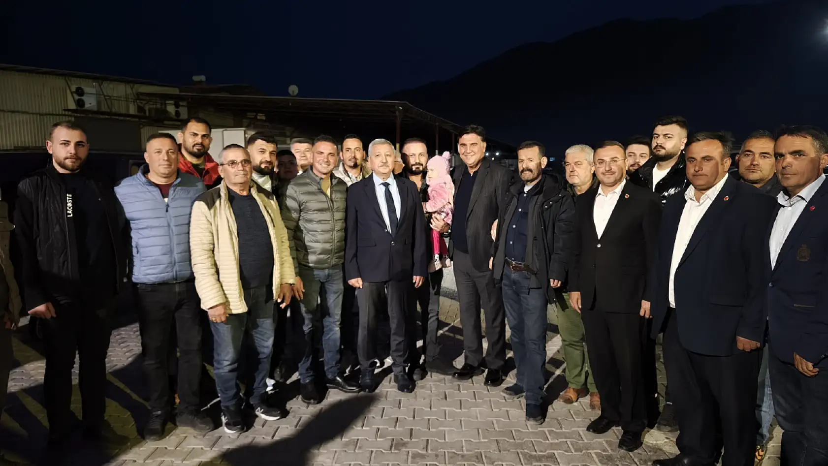 Fethiye Karaçulha Toptancı Hali'nde İftar Buluşmasına Yoğun Katılım