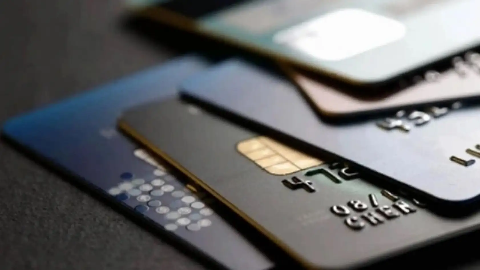 Online alışverişte siber saldırıdan korunmak için ne yapmalıdır?