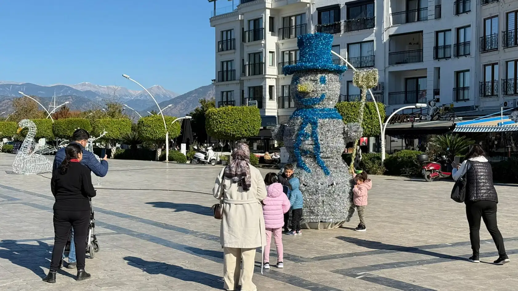 Fethiye Yeni Yıla Hazır: Restoranlar ve Eğlence Mekanları Özel Programlar Hazırladı