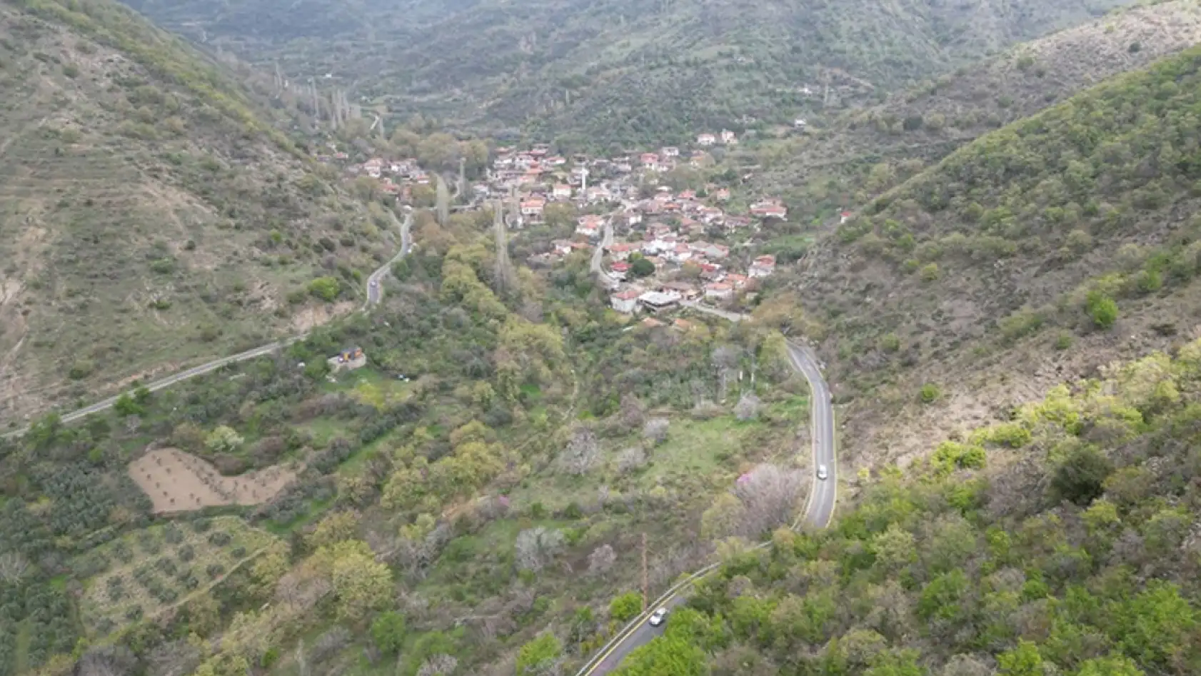 'Küçük Ölüdeniz' Uçmakdere doğa ve ekstrem spor tutkunlarını ağırlıyor