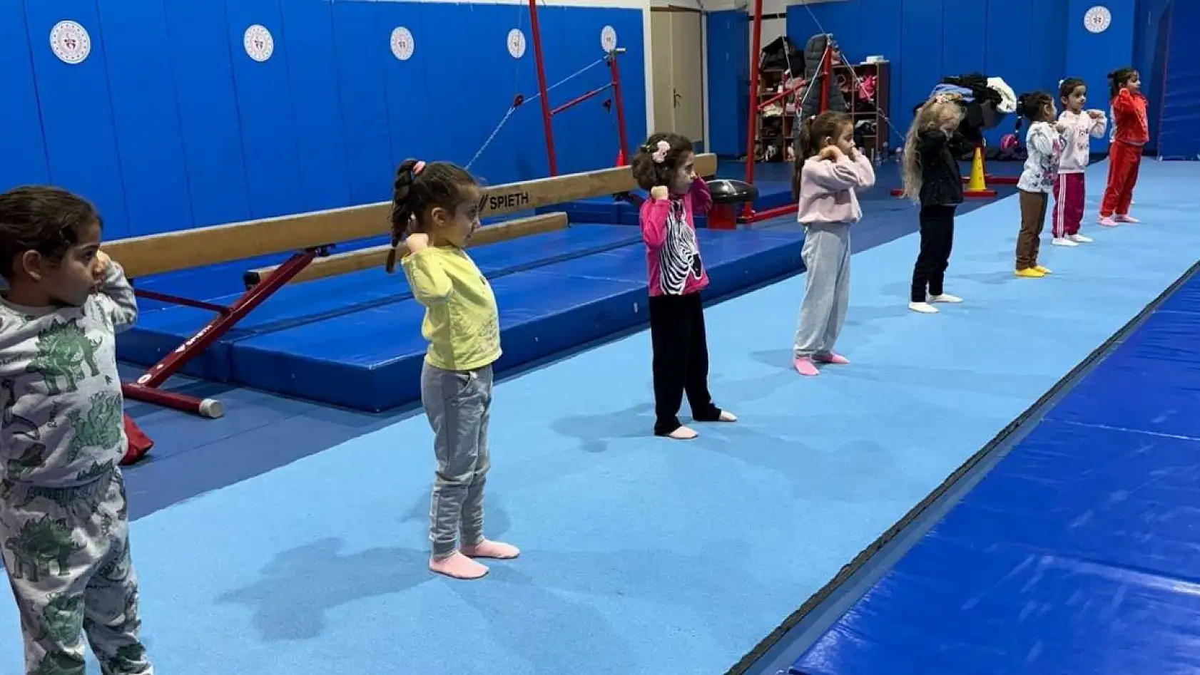 Muğla'da Anasınıfı öğrencileri cimnastikle spora ilk adım dedi