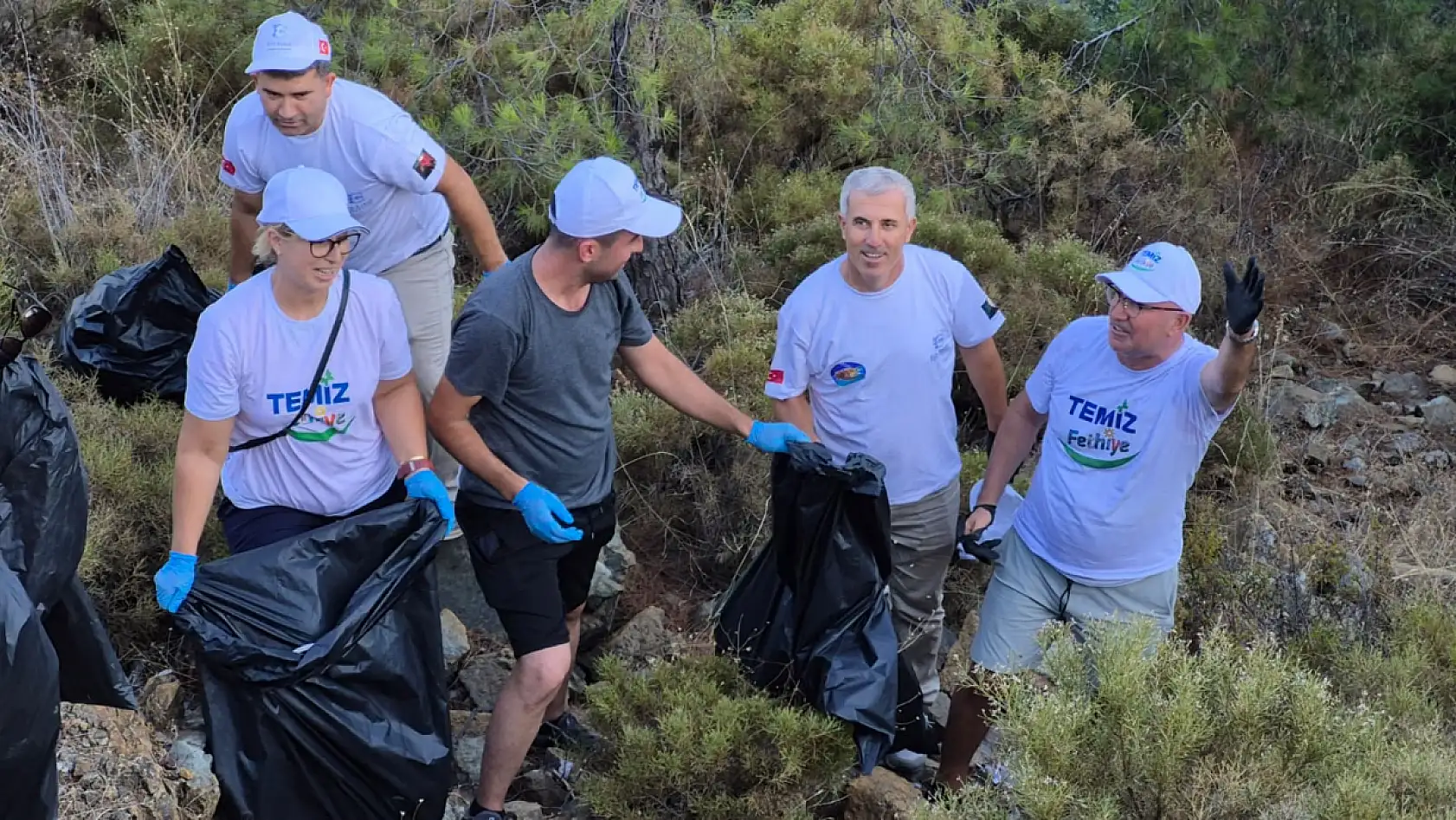 Fethiye Belediyesi'nden Temizlik Seferberliği: 'Temiz Fethiye' Kampanyası Başladı