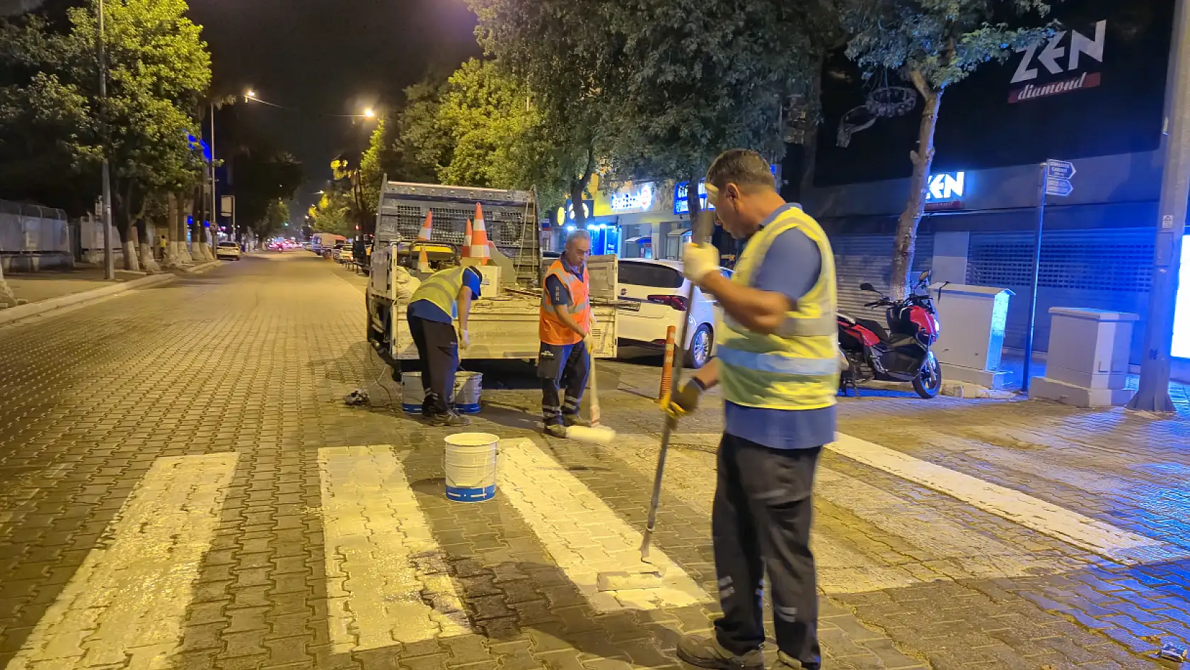 Fethiye'de Yol Çizgileri Yenilendi
