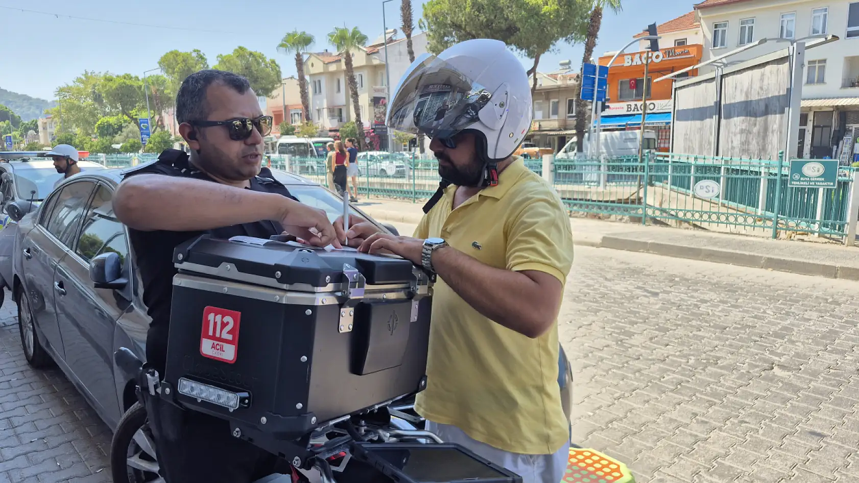 Fethiye'de Yaya Geçidini İhlal Eden Sürücülere Cezai İşlem Uygulandı