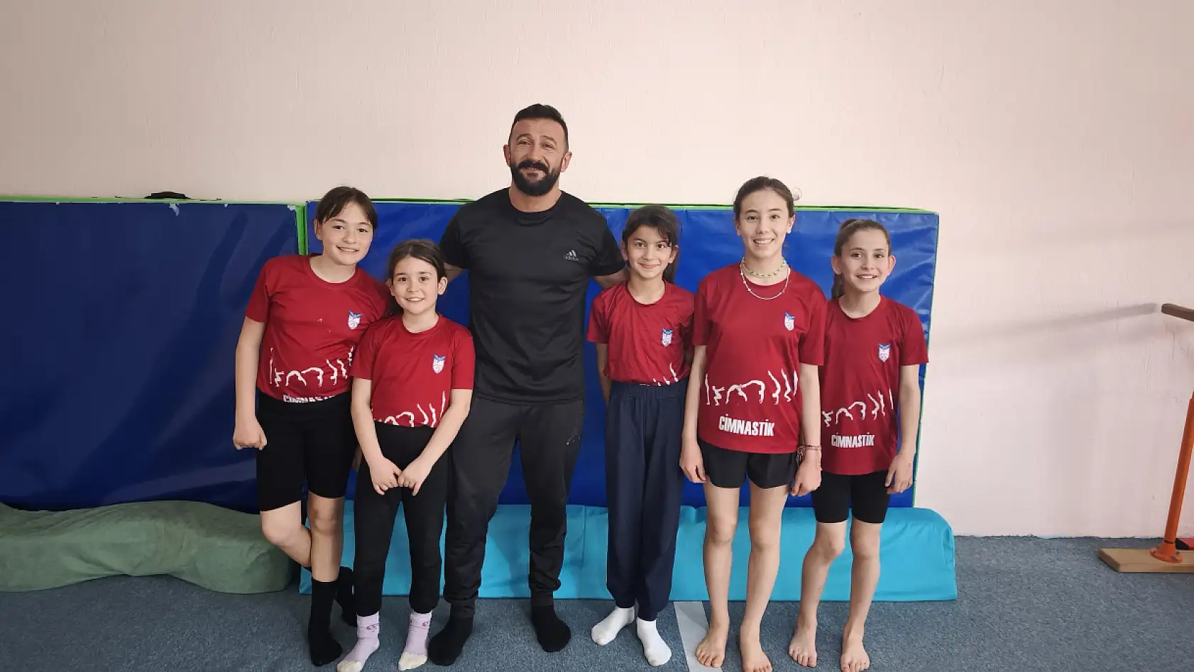 Cimnastik, çocukların gelişimi için neden önemli? Fethiye'de Antrenör Uçar açıkladı