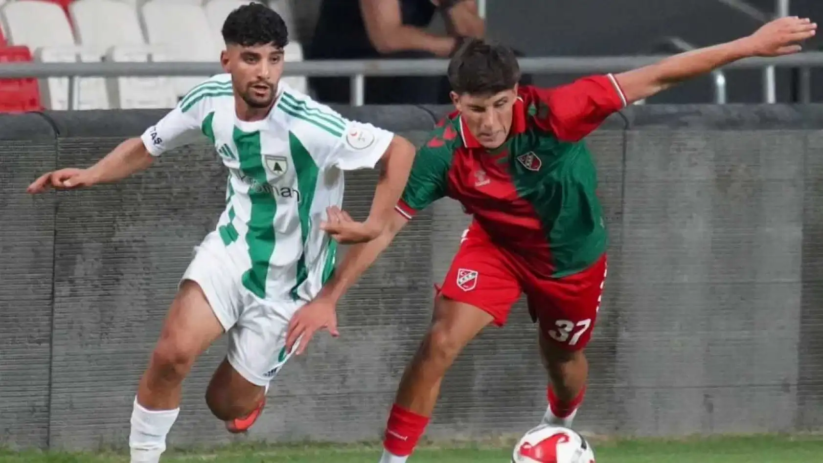 Muğlaspor, hazırlık maçında Karşıyaka'ya 1-0 mağlup oldu