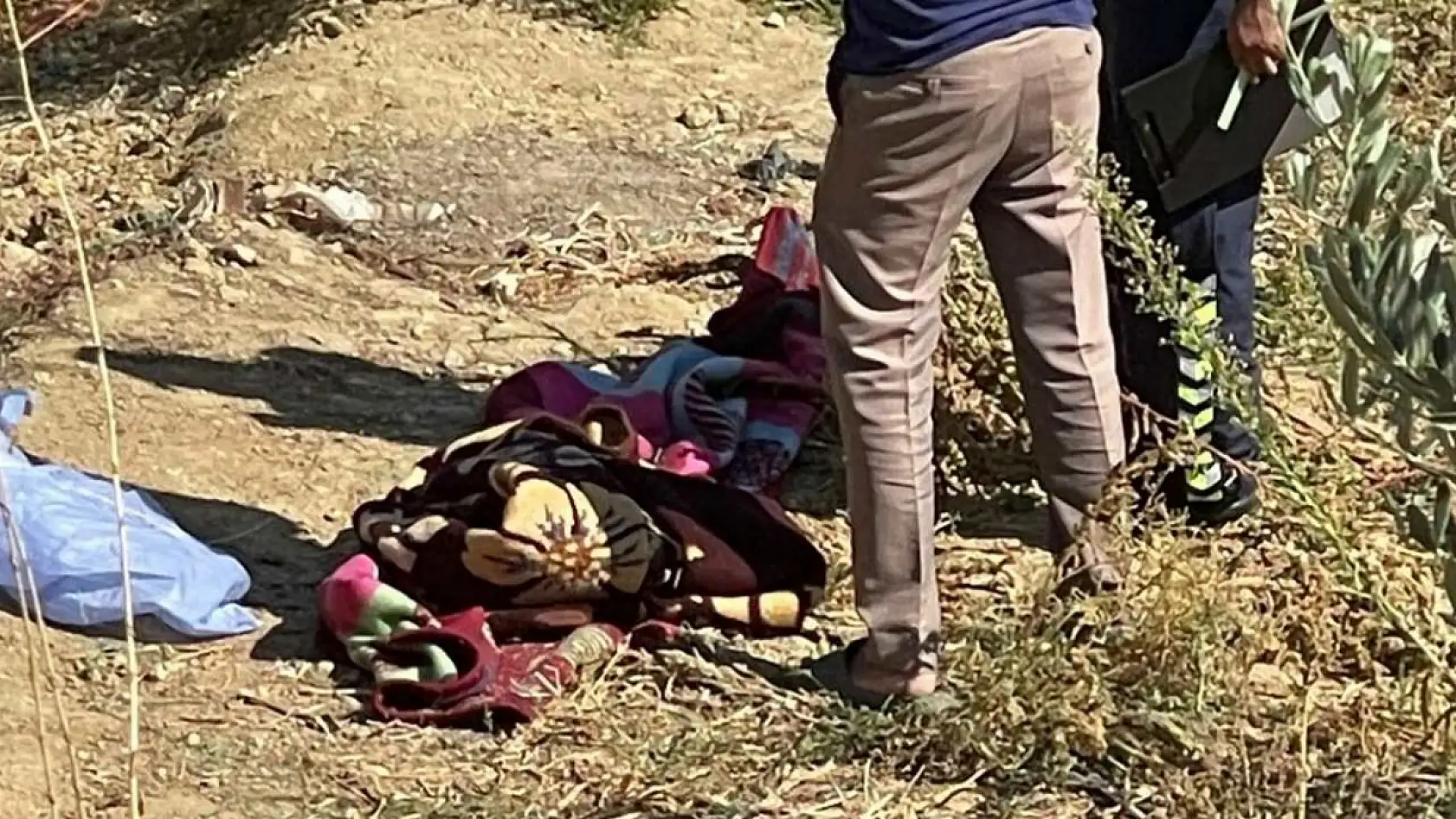 Devrilen forkliftin altında kalan sürücü hayatını kaybetti