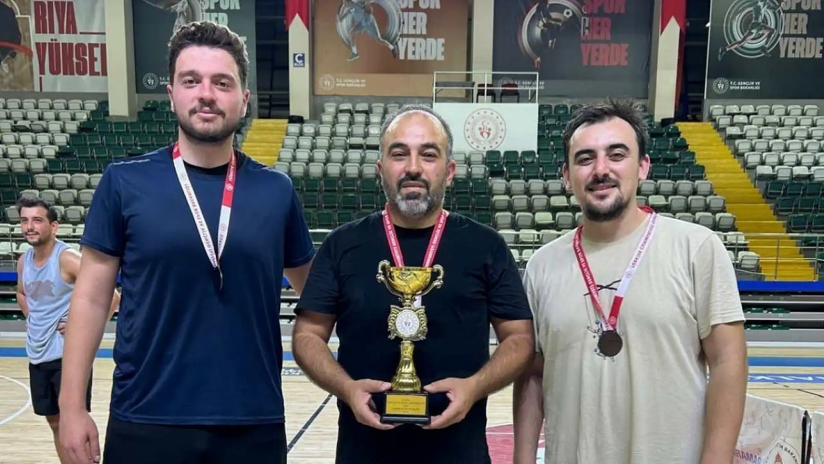Muğla'da Kamu Spor Oyunları'nda basketbol finali sona erdi