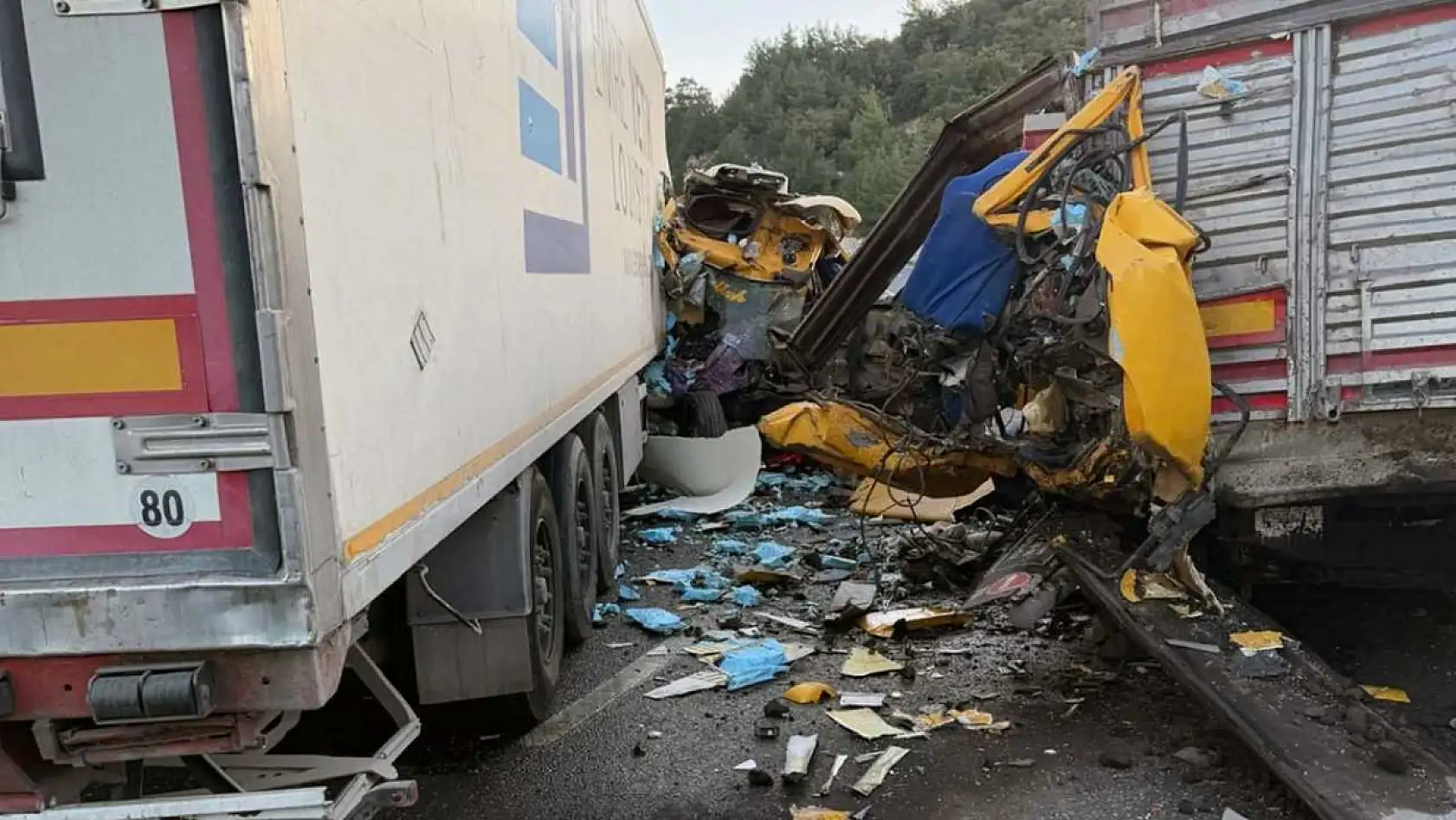 Çine-Yatağan karayolunda kaza: 1'i ağır 2 yaralı