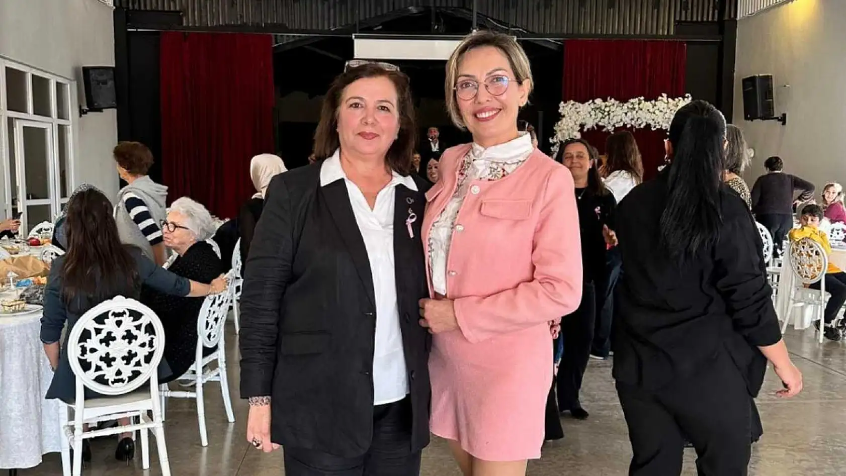 Fethiye'de 'Bir Çay, Bir Sohbet, Bin Umut' buluşması