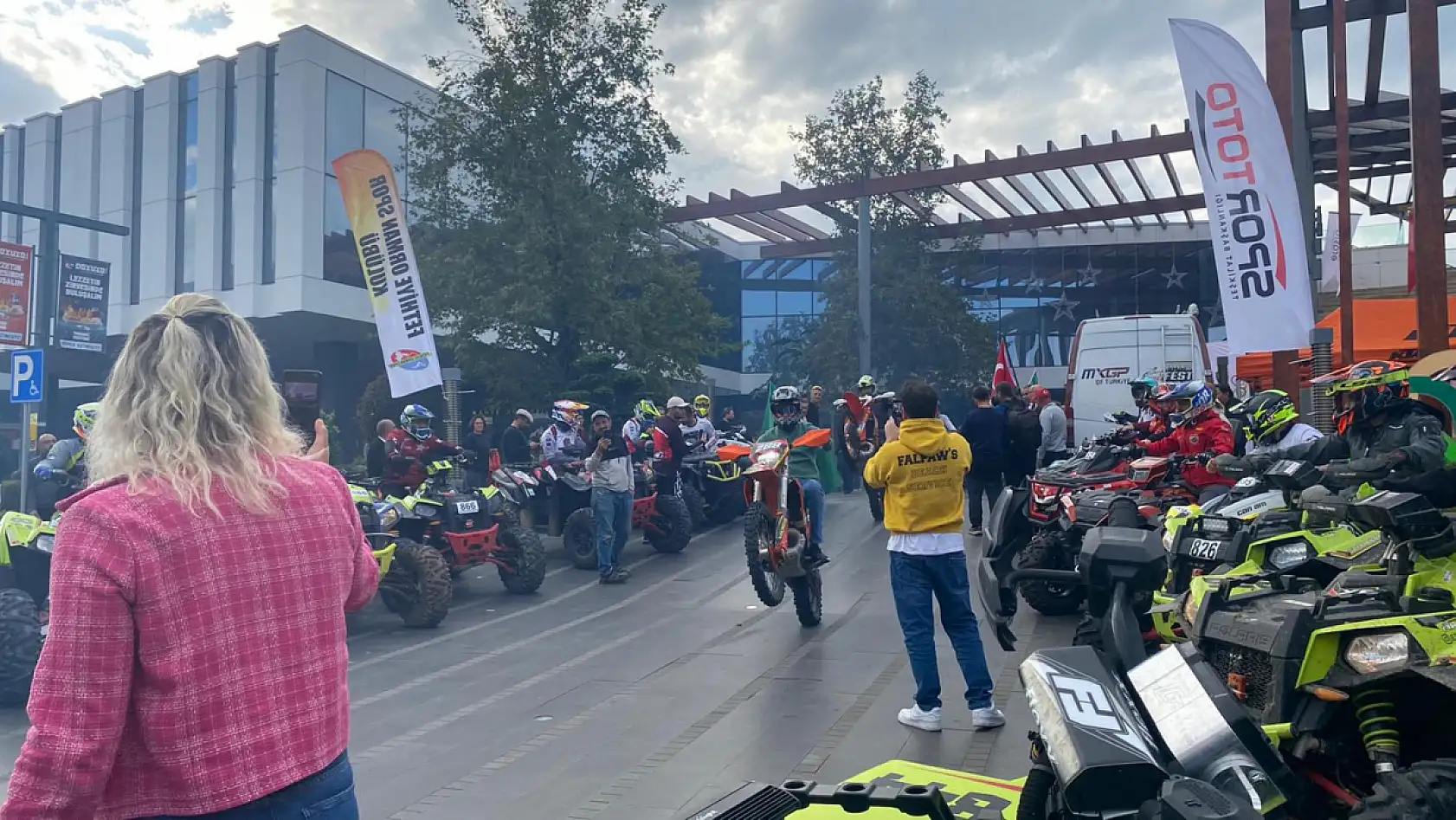 Fethiye'de Enduro ve ATV Şampiyonası Magazin Startı Verildi