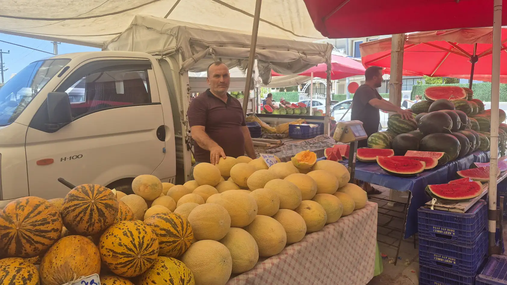 Fethiye'de Pazar esnafı Kestirmeci 'İşler normal seyirde'