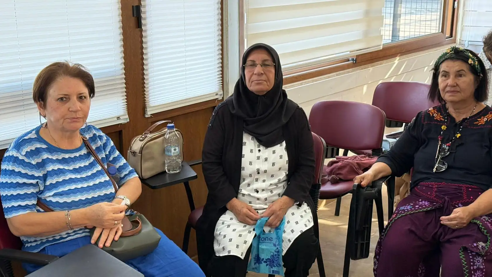 CHP Fethiye Kadın Kolları Sağlık Semineri Düzenledi