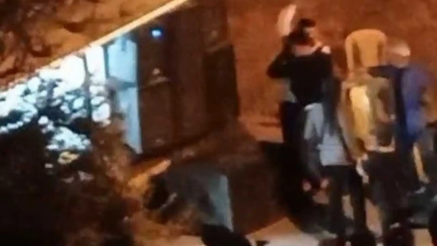 Alkol kavgasında gelin ve damat tarafı birbirine girdi