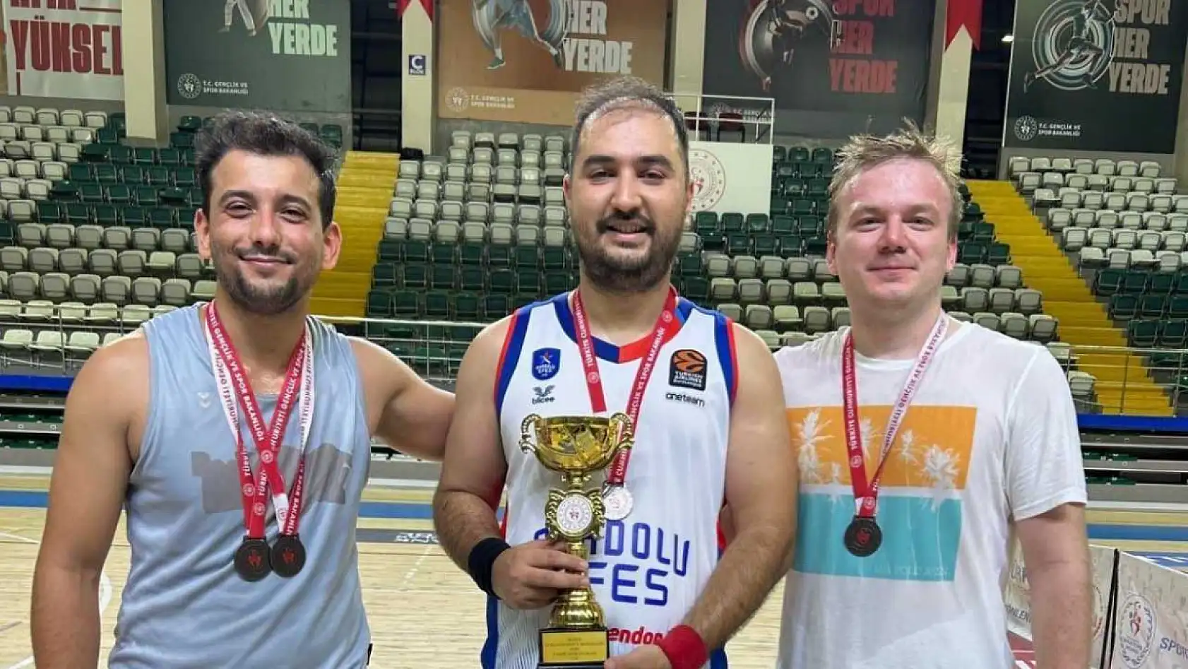 Muğla'da Kamu Spor Oyunları'nda basketbol finali sona erdi
