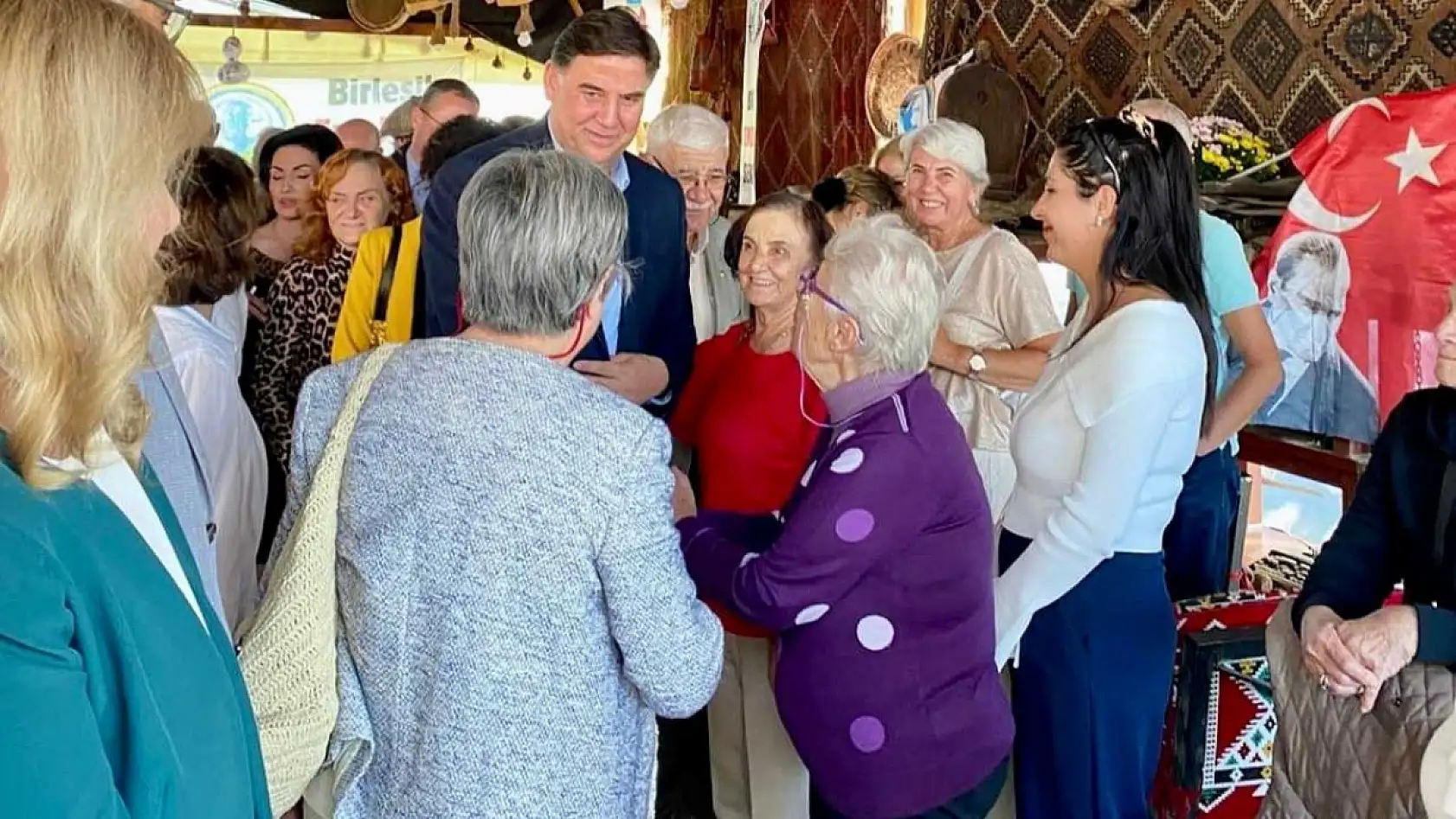 Fethiye Birleşik Emekliler Sendikası'ndan Başkan Karaca'ya teşekkür plaketi
