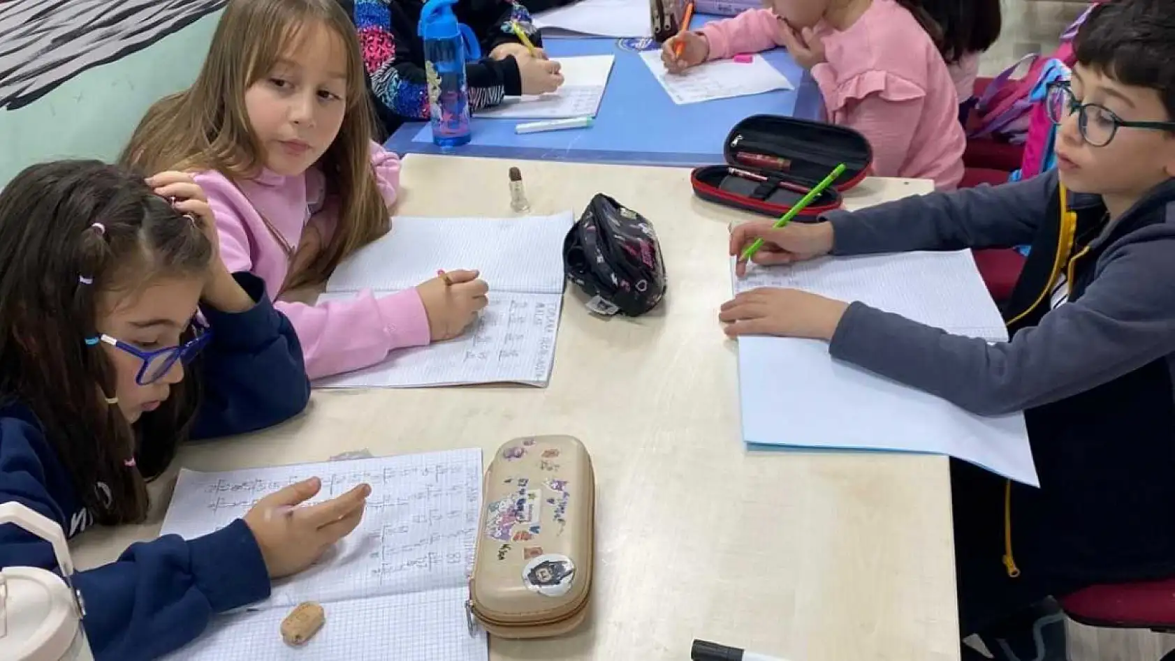 Menteşe'de çocuklar matematiği severek öğreniyor