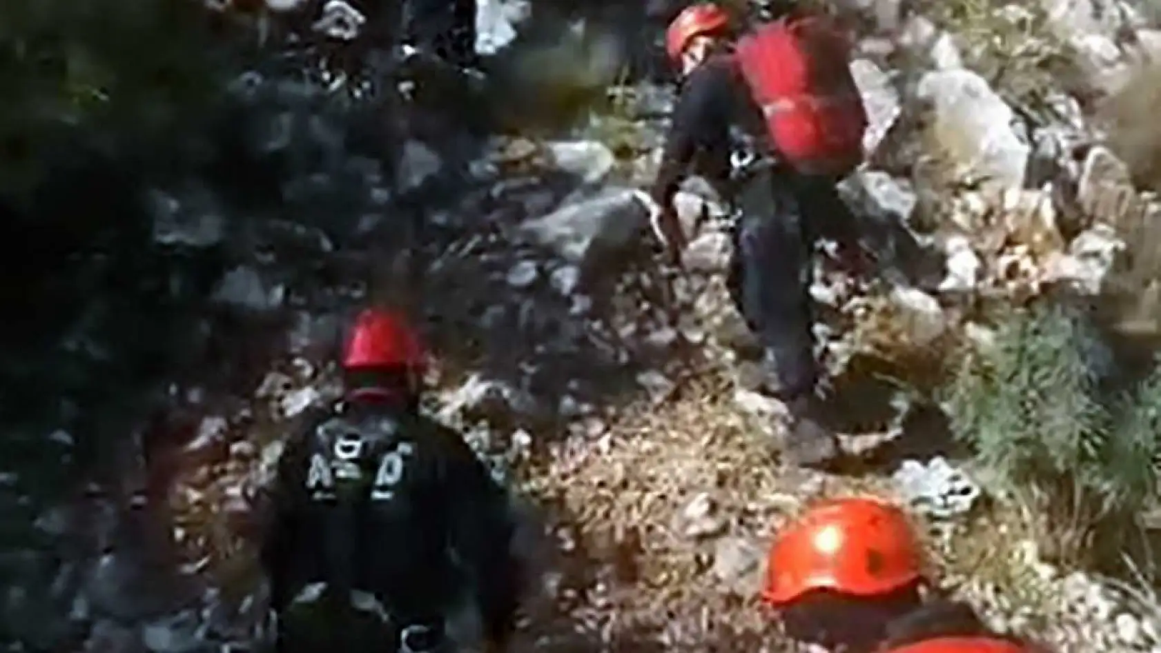 AFAD'dan Ula'da keçi kurtarma operasyonu