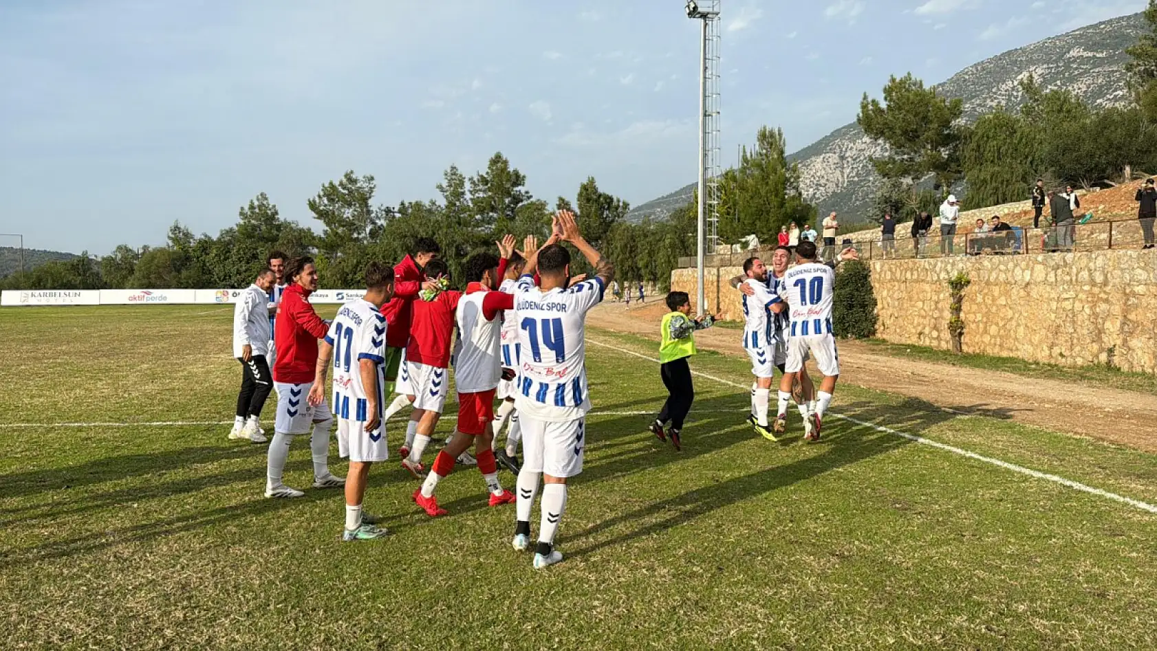 Ölüdenizspor, Karaçulhaspor'u 3 golle geçti: 3-0