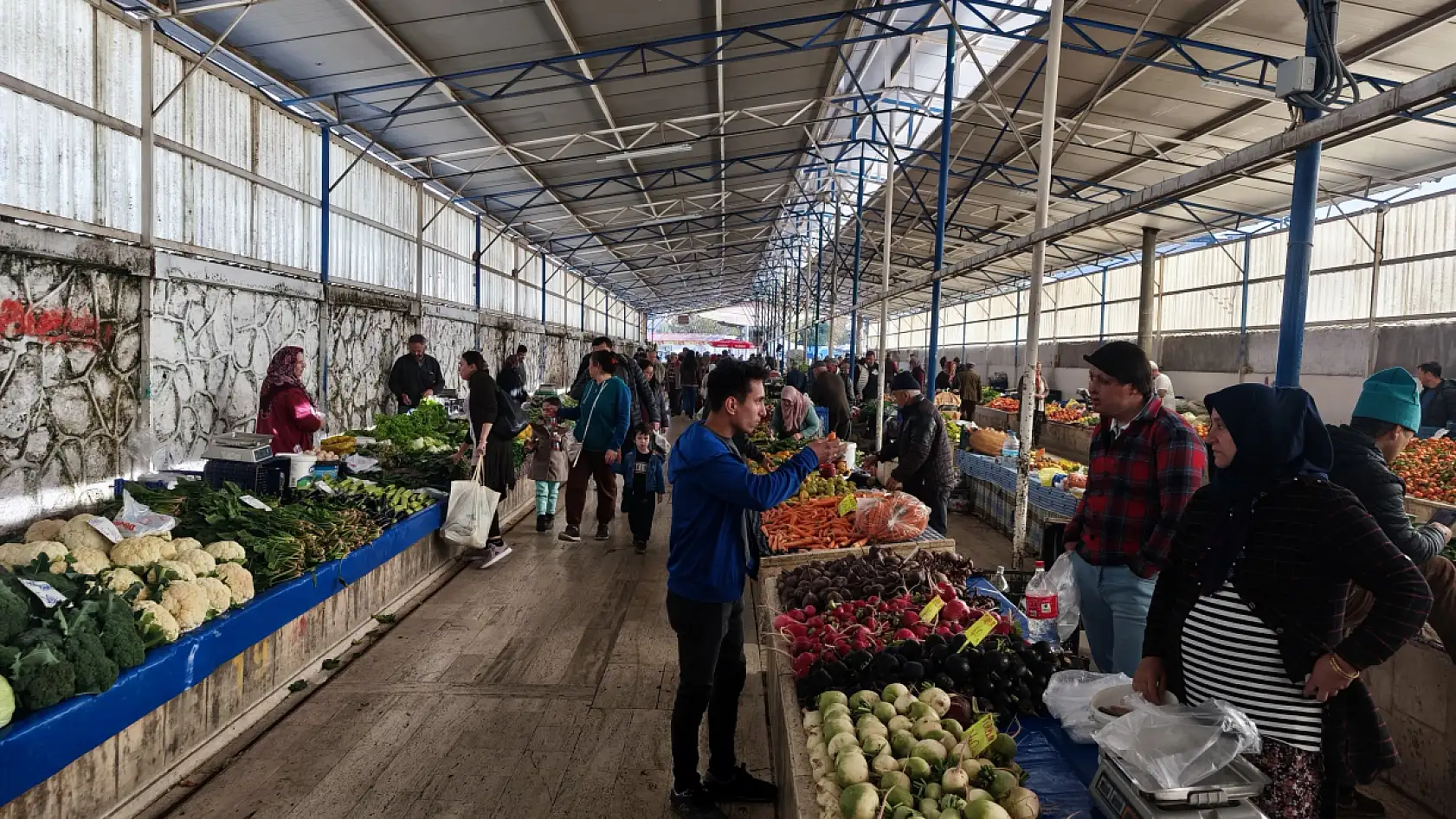 Fethiye'de Pazar Alışverişi Daha Cazip Hale Geldi