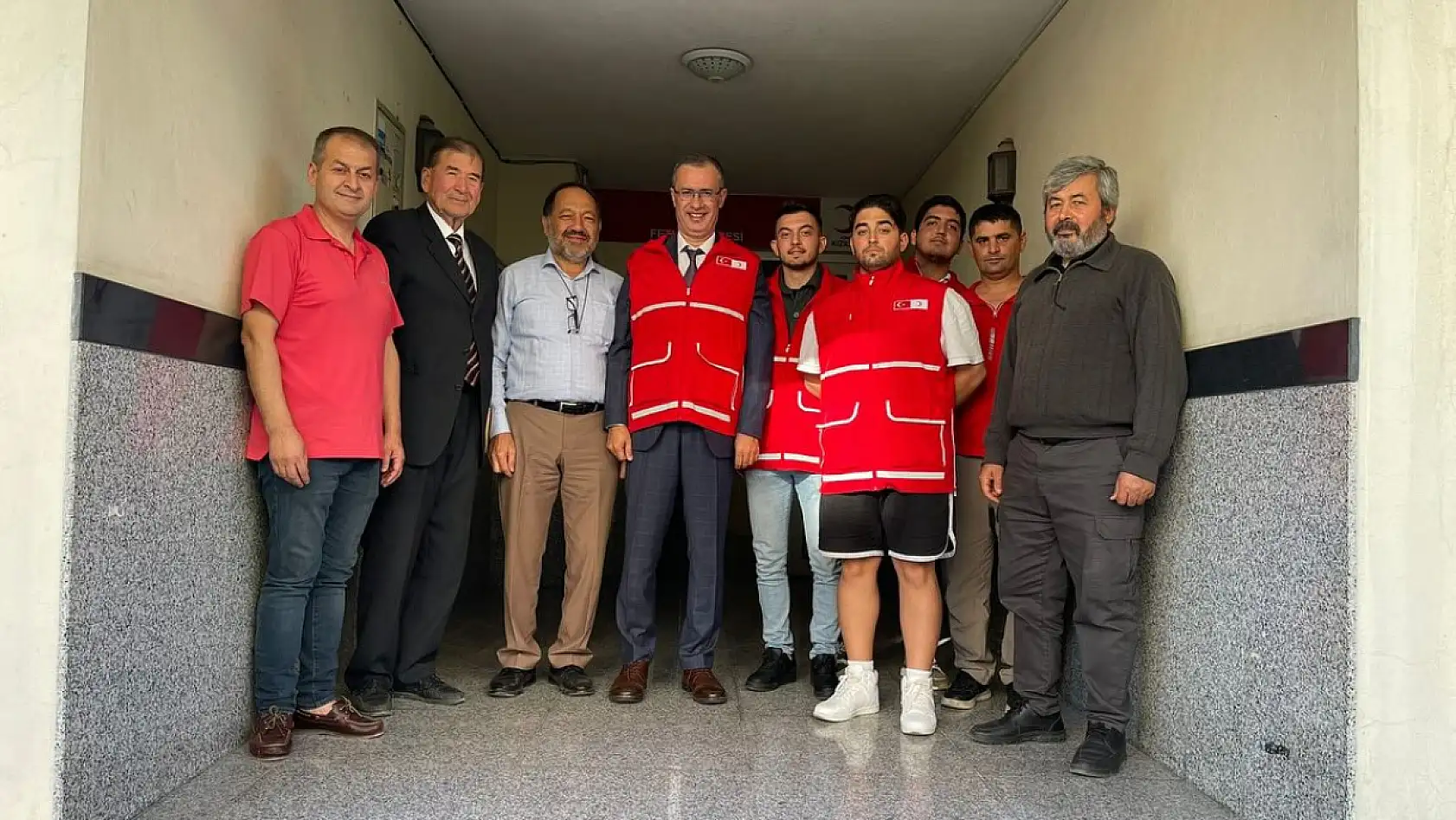 Fethiye Kaymakamı Ertaş, Kızılay Fethiye Şubesi'ni ziyaret etti