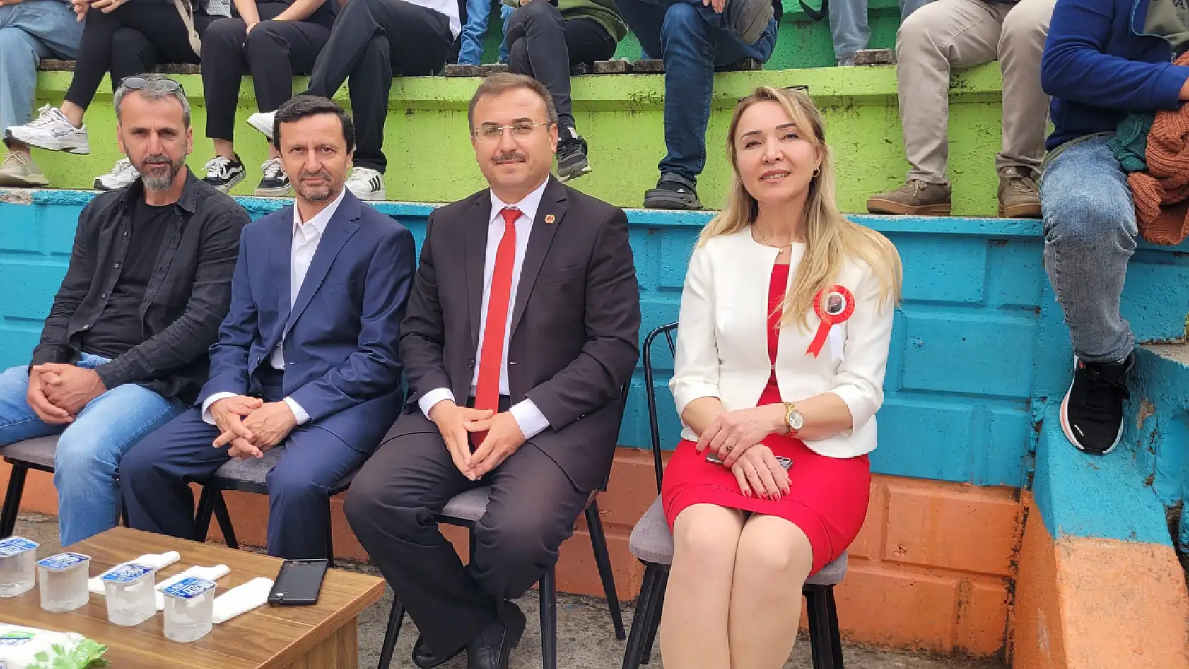 Çamköy Anaokulu ve İlkokulu öğrencilerinden 23 Nisan etkinliği