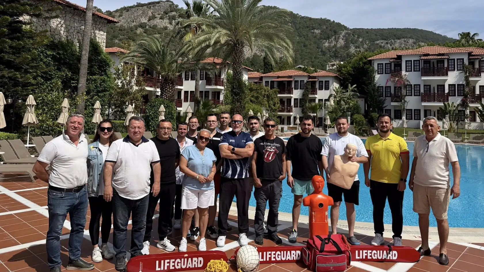 FODER'de 21 kursiyer cankurtaran belgesi aldı