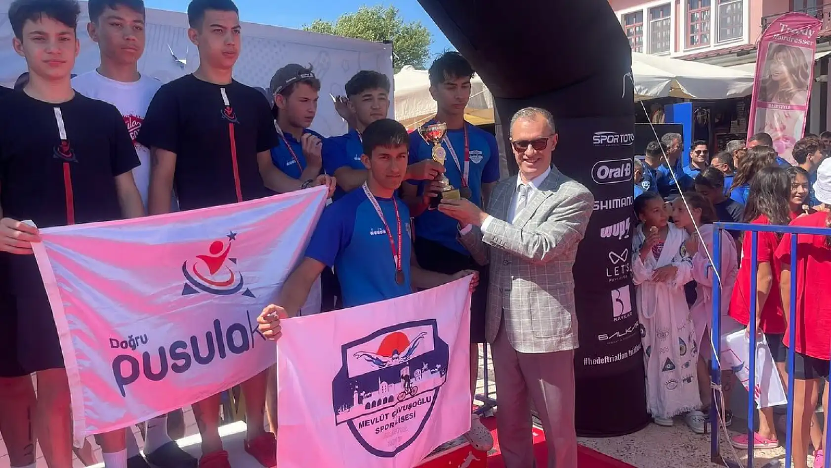 Fethiye'de Triatlon Küçükler - Yıldızlar - Gençler A-B Türkiye Şampiyonası Düzenlendi