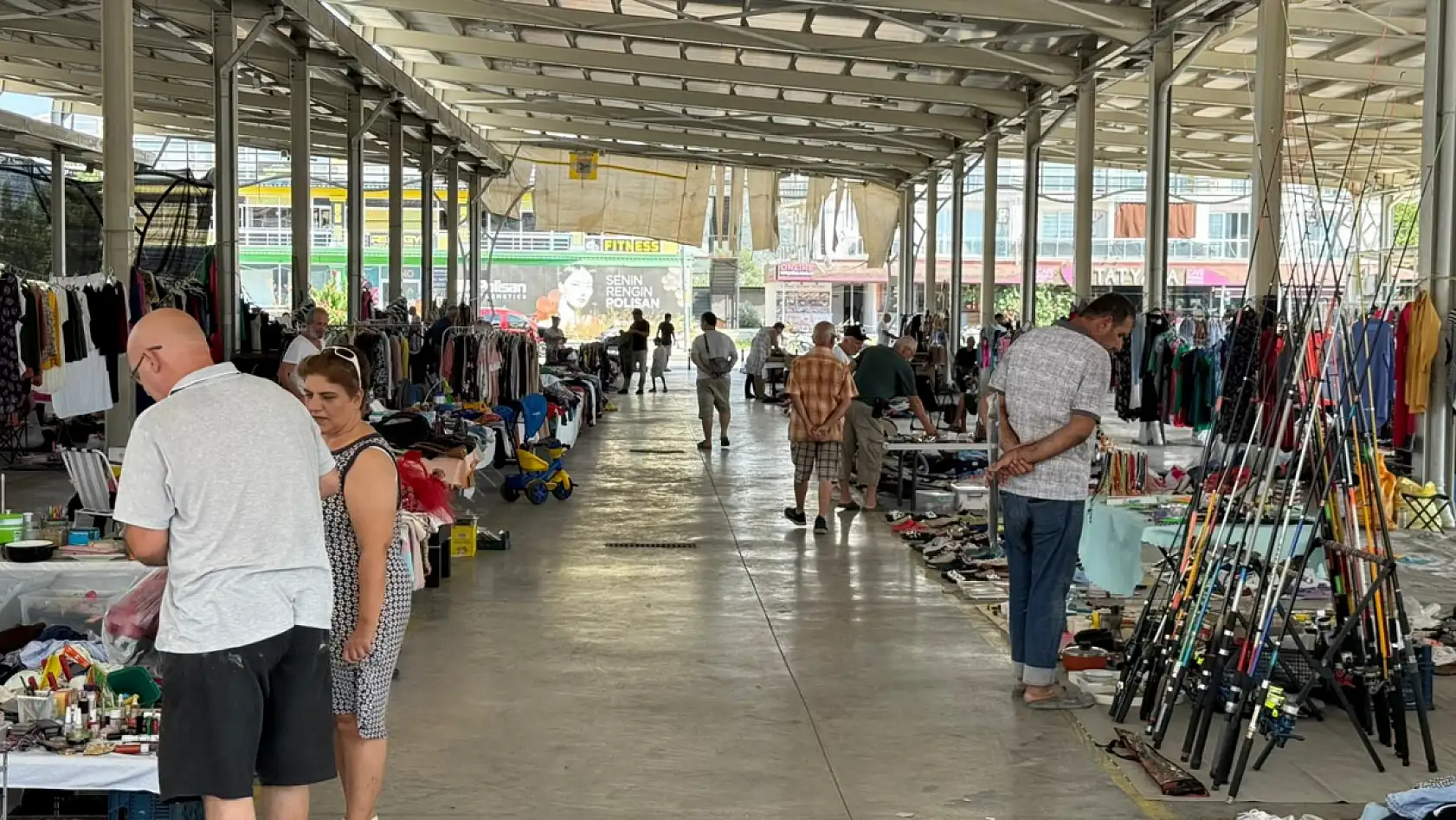 Fethiye İkinci El Pazarı İlgi Görüyor, FETAV'dan Öğrencilere Destek