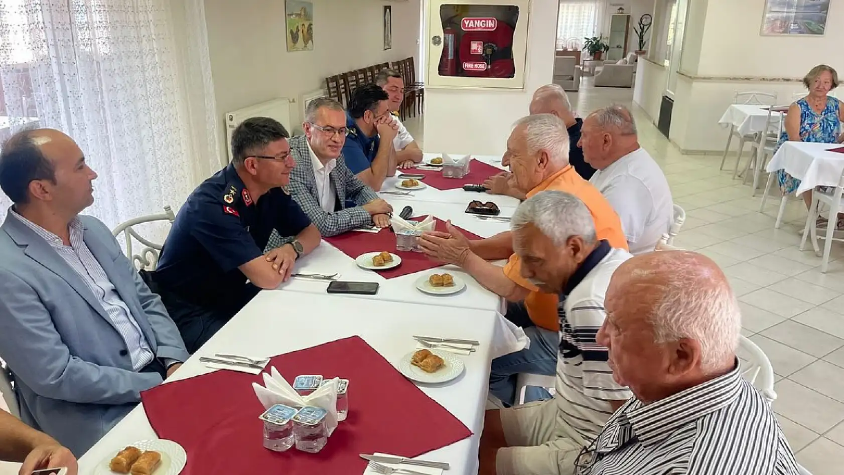Kaymakam Ertaş'tan Bir Dizi Bayram Ziyareti