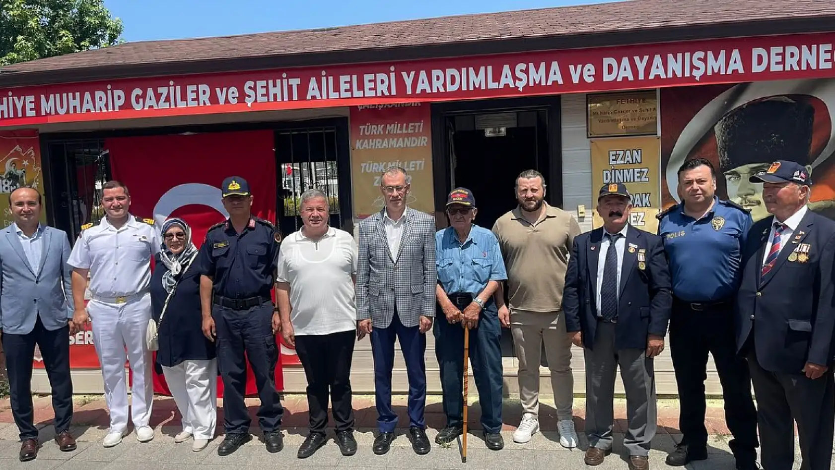 Kaymakam Ertaş'tan Bir Dizi Bayram Ziyareti