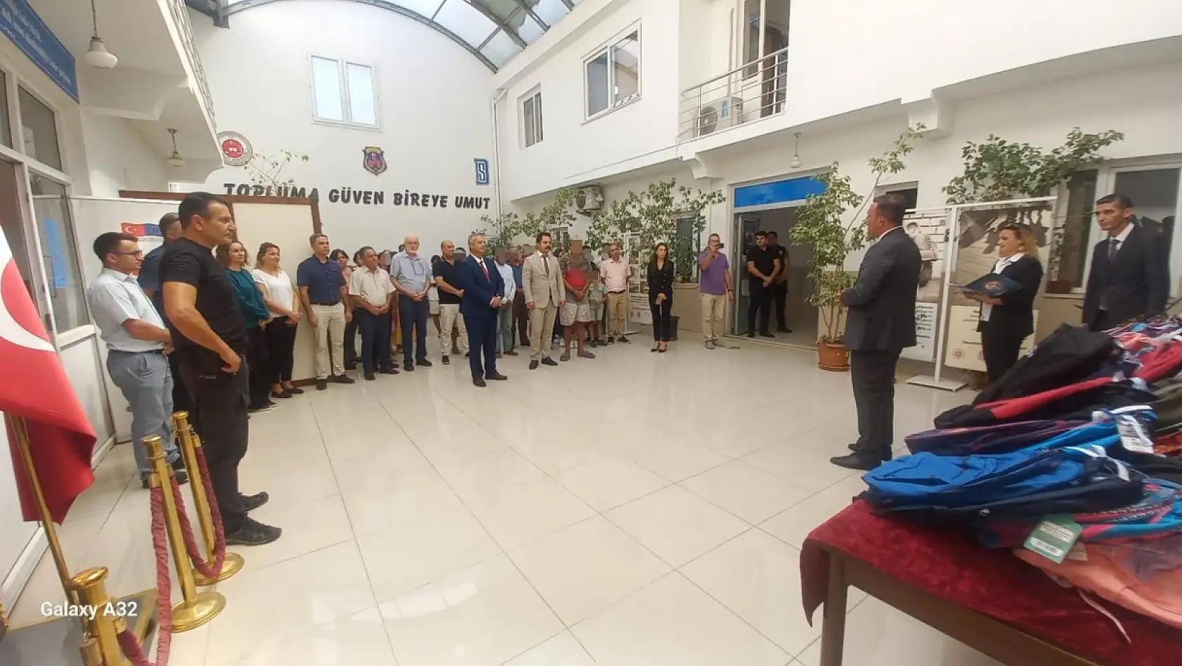 Fethiye Denetimli Serbestlik Müdürlüğü'nden 50 Çocuğa Kırtasiye Yardımı