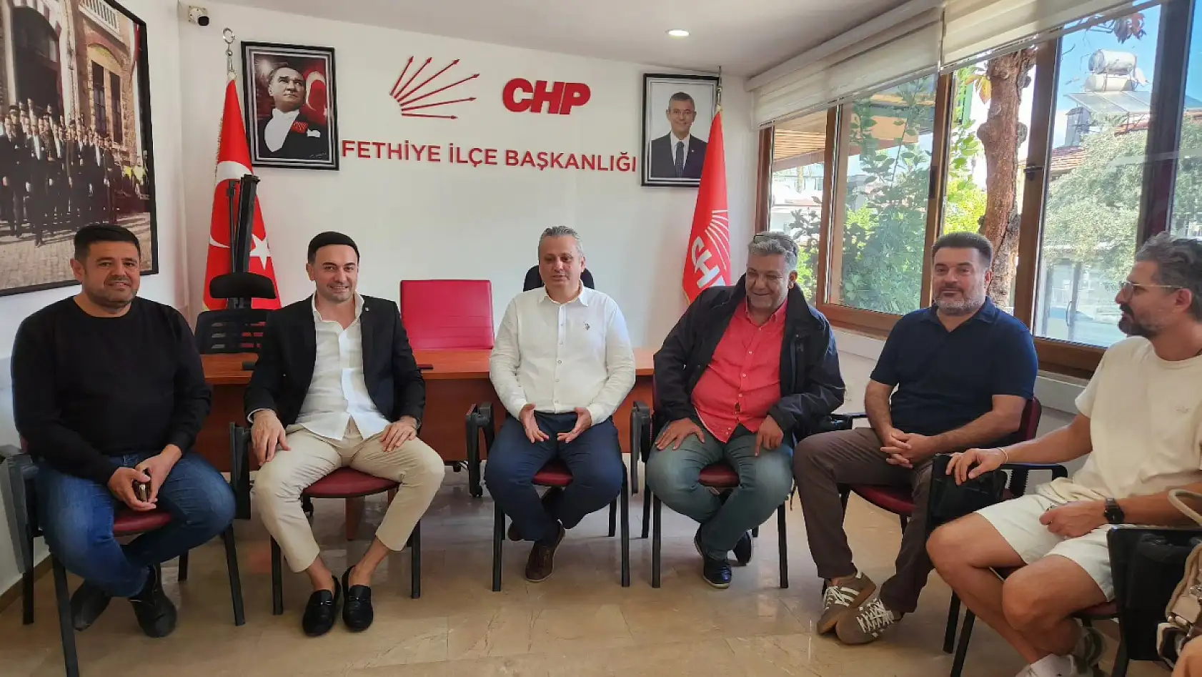 Fethiye Beşiktaş Taraftarlar Derneği'nden CHP İlçe Başkanı Koyuncu'ya ziyaret