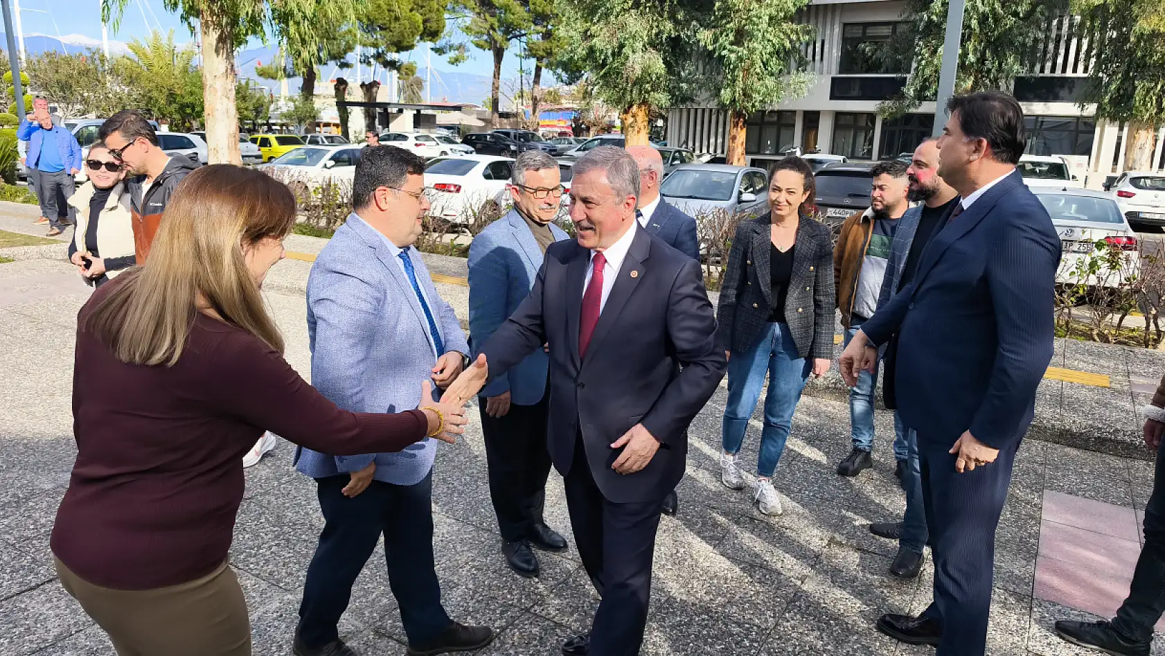 Muğla Milletvekili Özdağ, Fethiye Belediye Başkanı Karaca'yı Ziyaret Etti