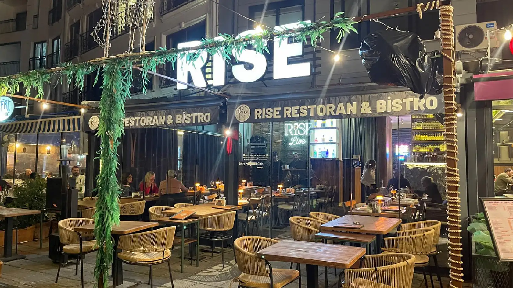 Fethiye'de Rise Restoran'dan Gastronomi ve Eğlence Dolu Etkinlik Takvimi