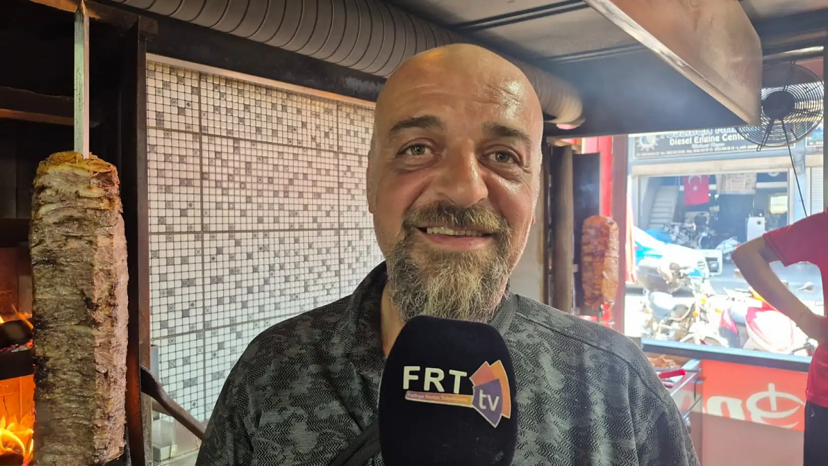 Fethiye'de döner ustası lezzetin sırrını anlattı