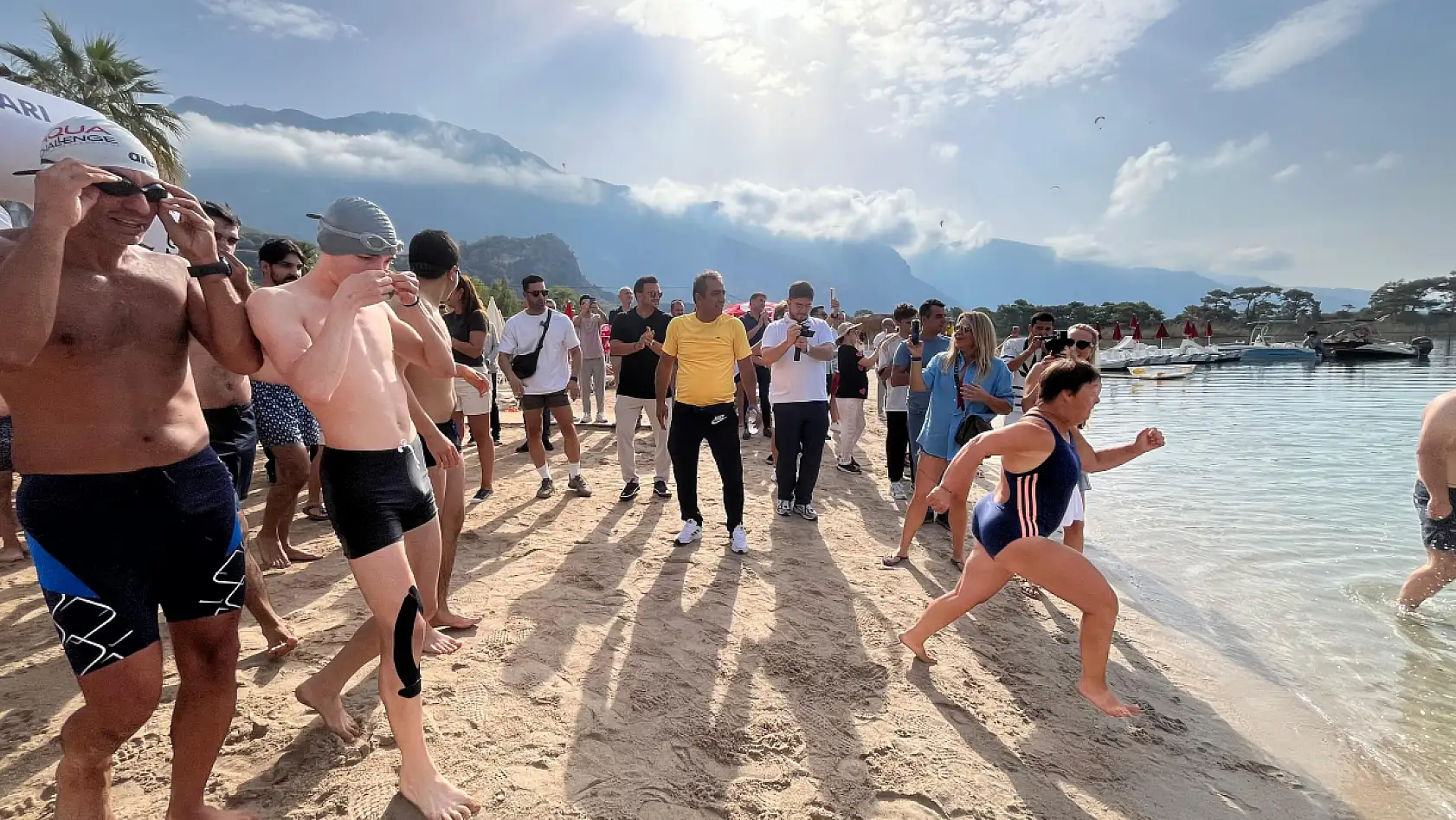 Fethiye'de Engelsiz Kulaçlar Faik Torunoğulları Yüzme Yarışı yapıldı