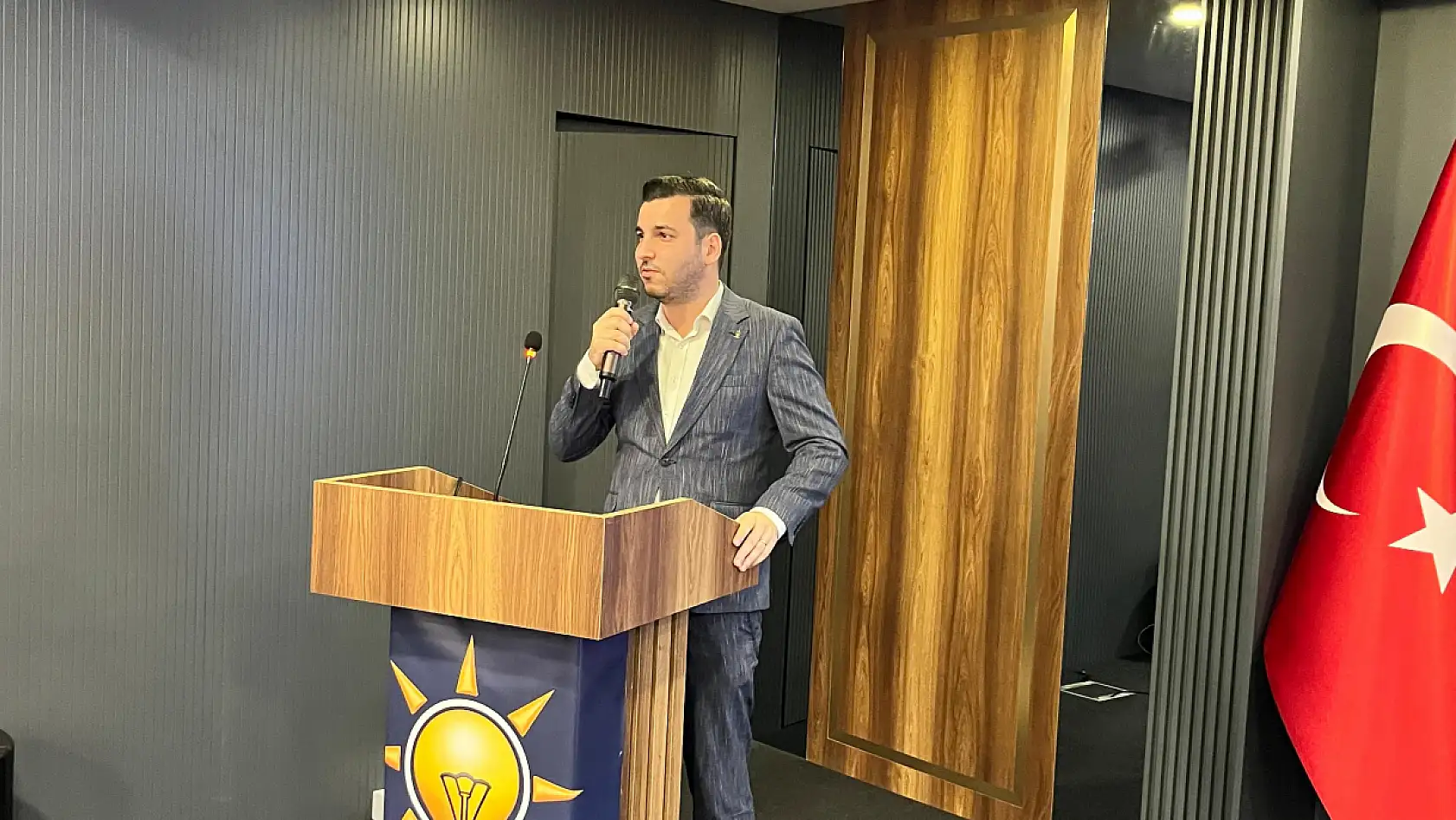 AK Parti Fethiye Gençlik Kolları Başkanı Sinan Durukan Oldu