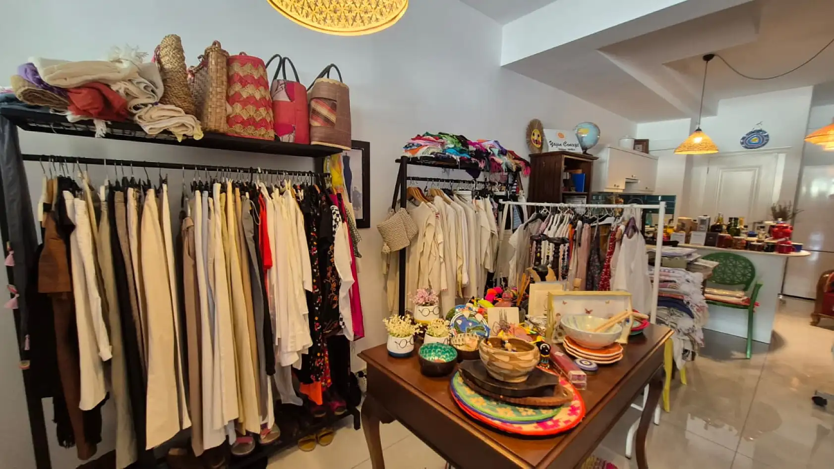 Fethiye'de Geleneksel Dastar Kumaşı Modern Tasarımlarla Buluşuyor