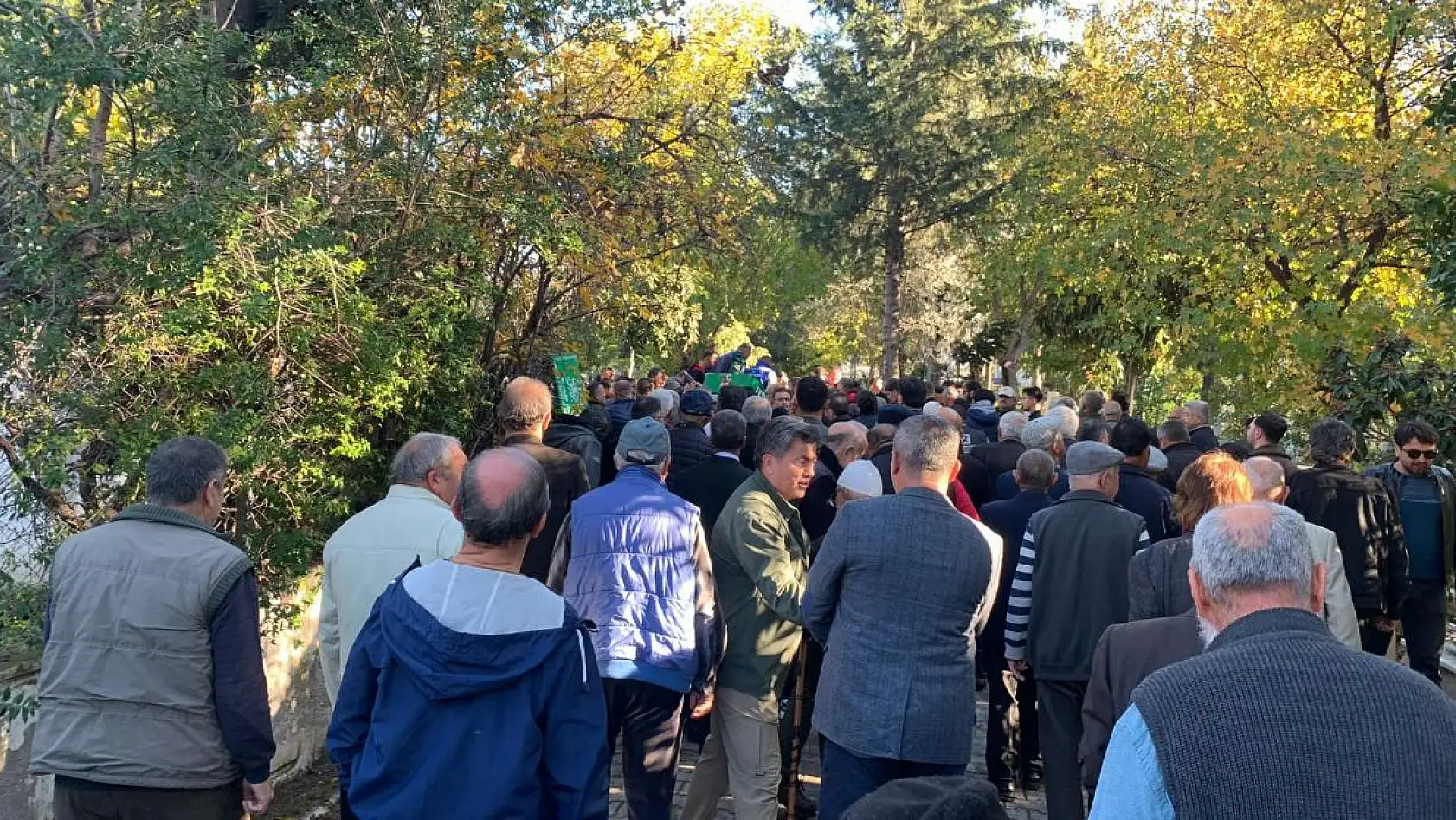 Güreş Şampiyonu Ramazan Çatal Dualarla Son Yolculuğuna Uğurlandı