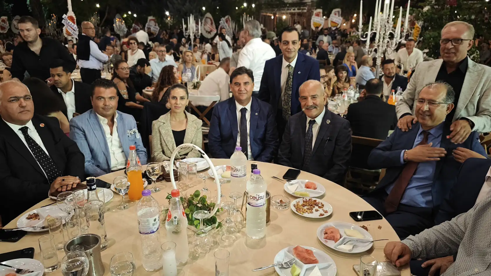 Fethiye'de Tuğçe Şeref Çifti dünya evine girdi: Nikahı Fethiye Belediye Başkanı Alim Karaca kıydı