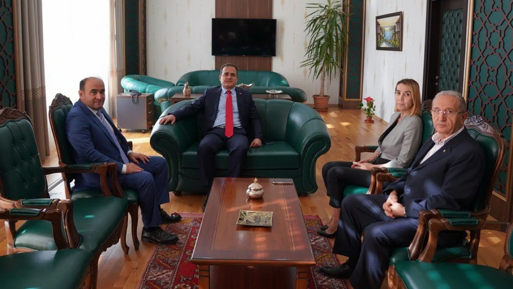 Başkan Akdenizli, 'OSB İçin Çalışmalarımız Devam Ediyor'