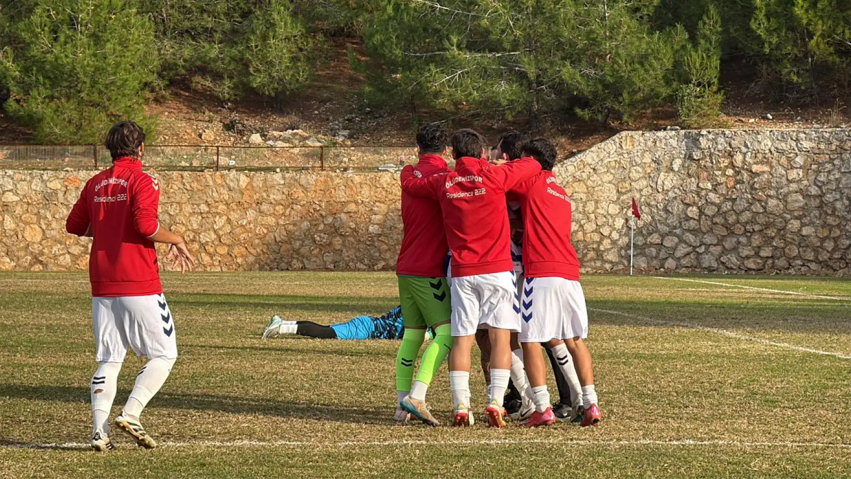 Ölüdenizspor, Karaçulhaspor'u 3 golle geçti: 3-0