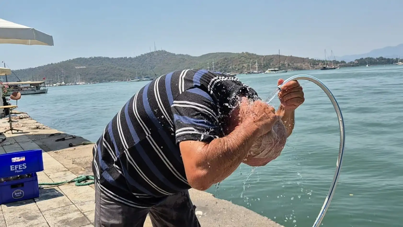 Fethiye'de Kavurucu Sıcaklık: Vatandaşlar Uyarıyor, 'Güneş Çarpması Hafife Alınmamalı'