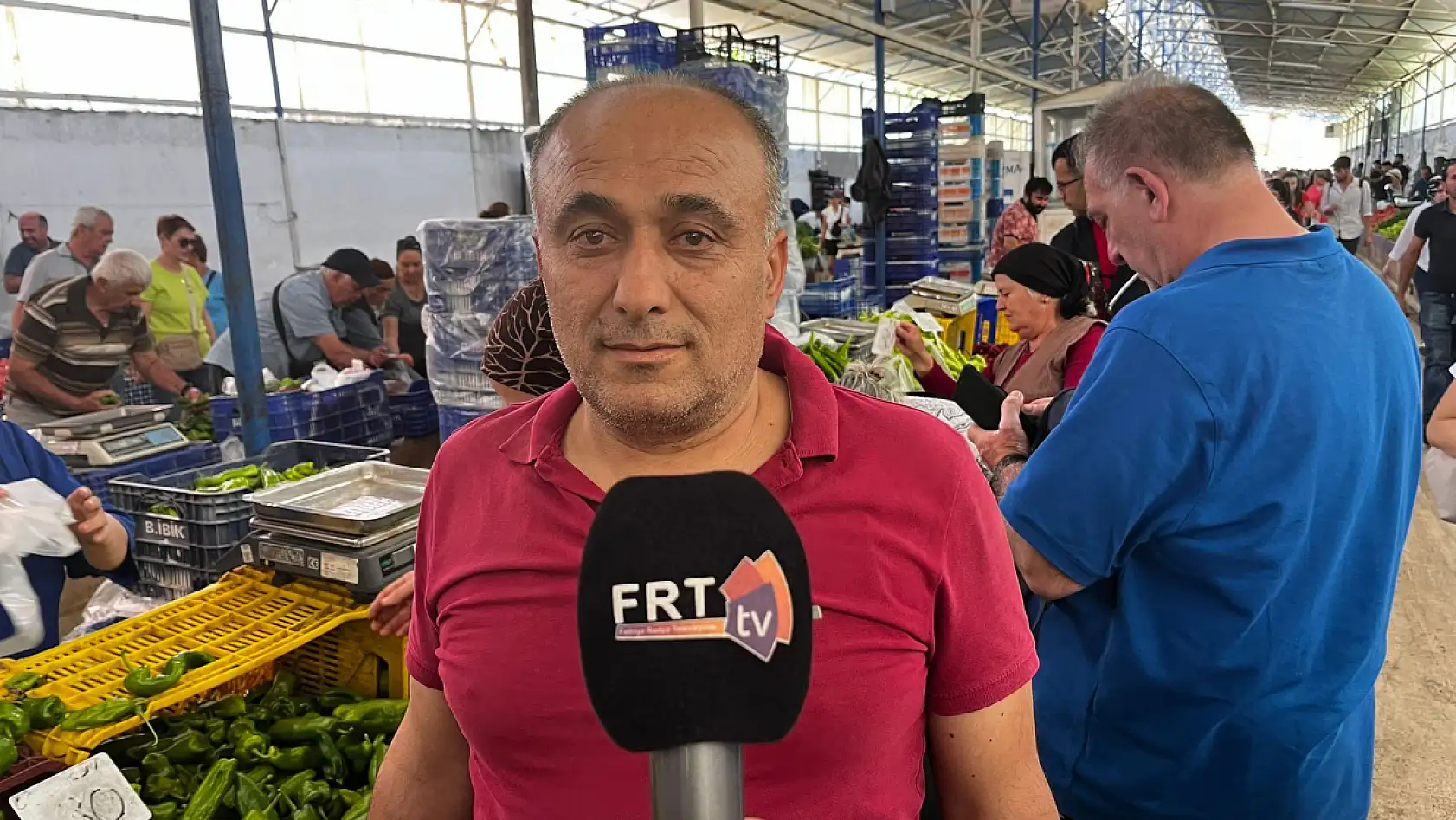 Esnaf Halil Ayat fiyatlar düşecek dedi: Fethiye salı pazarında fiyatlar düştü